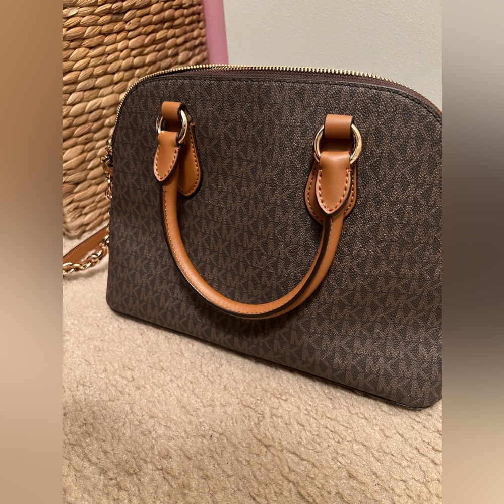 Brown Michael Kors Bag with hints of gold.